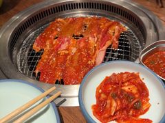 -明洞阿姨·韩式酱蟹烤肉·创意料理(三元桥店)