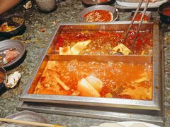 -重庆九记老火锅(广场店)