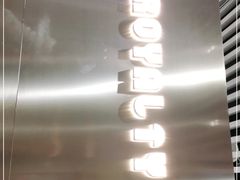 -royalty皇茶(人信汇店)