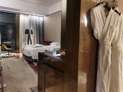 -广州天河希尔顿酒店