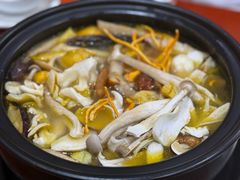 -菌之家·专业纯野生菌火锅·特色炒菌