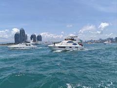 -三亚游船旅游中心(三亚鹿回头游艇游船公共码头店)