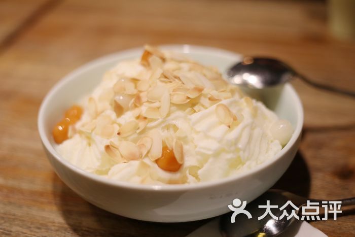 牛奶原味绵绵冰