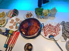 -唯爱KTV聚会餐厅(仙林东城汇店)