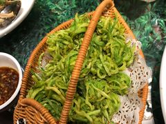 -旺角小渔村·海肠捞饭开创者(环山路店)