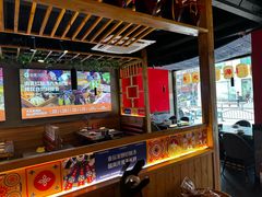 -由衷贵州酸汤牛肉火锅(新桥店)
