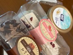 -红宝石·鲜奶小方(长阳店)