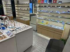-视野联行眼镜·蔡司·尼康·授权优选门店(青浦宝龙店)