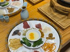 -勺子米线·云南传统小吃市集(四方街店)