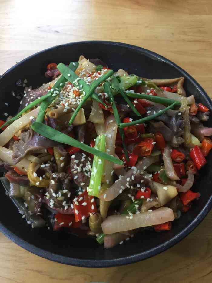 天龙黔江鸡杂-"是一家快餐,经济实惠.今天在这边学习就在.