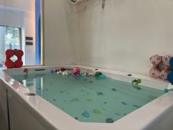 -乐悠游儿童游泳馆(宝安妇幼店)