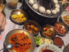 -草家酱蟹炭火烤肉店(珲春南路一店)