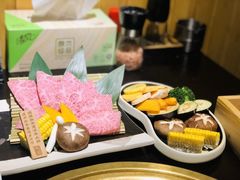 -山川小町·极番烧肉(新地假日广场店)