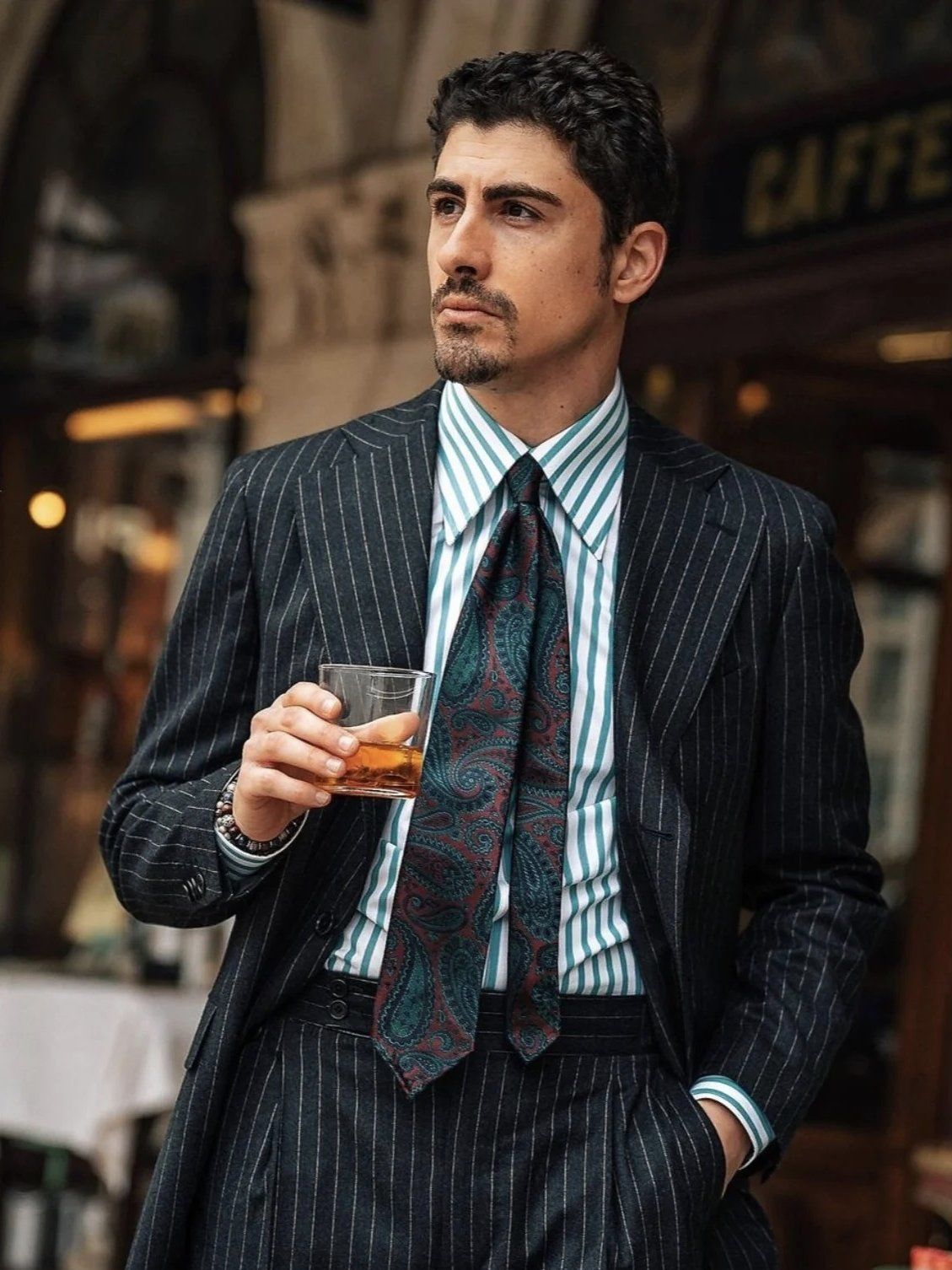 法兰绒西装会起球吗?关于绅士们冬天必备的法兰绒面料