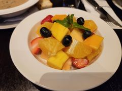 新鲜水果沙拉-bluefrog蓝蛙(皇庭广场店)