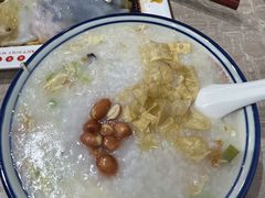 艇仔粥-荔银肠粉(广州天河华利路店)