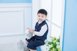 -小熊维尼高端儿童摄影(罗湖区总店)