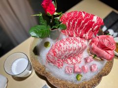顶级肥牛组合-余欢领鲜火锅(新街口店)