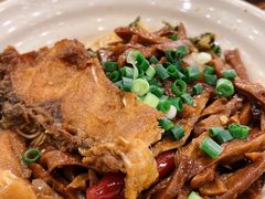 -佬钱湾仔(衣裳街店)