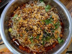 -周良天山牛杂城(天山路总店)