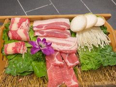 -GOGIYA·咕叽吖韩国传统烤肉店(东方新天地店)