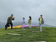 -趣飞飞黑麋峰滑翔伞基地(市区咨询店)