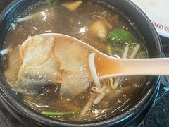 -光海鲜鱼翅餐厅(叻差拉披色路店)