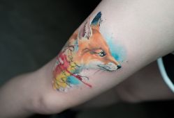 -木子·纹身店TATTOO穿孔·洗纹身