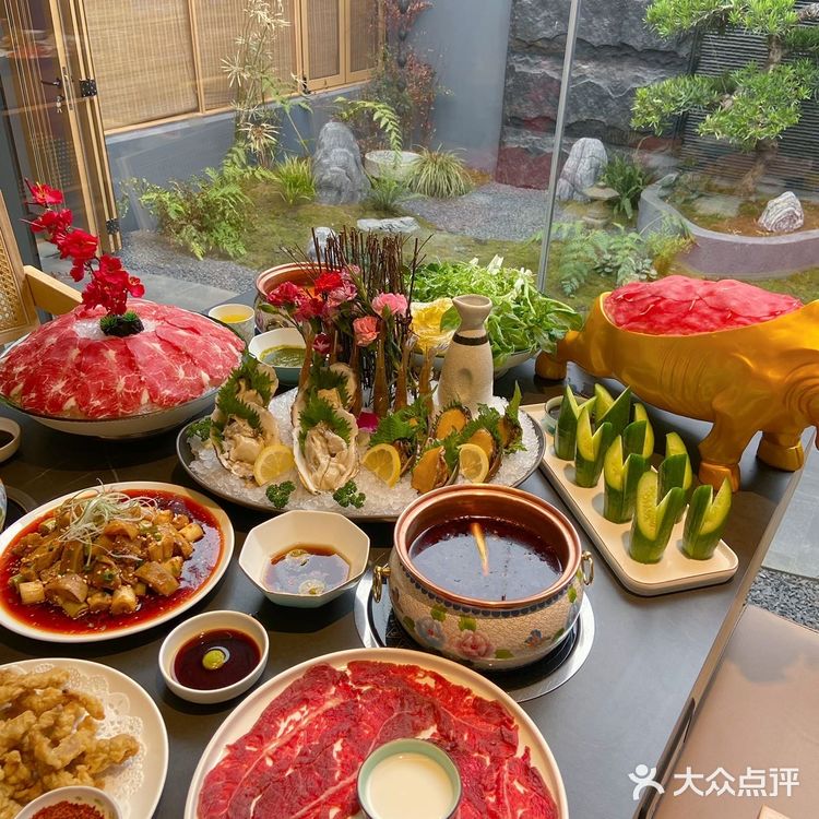 成都首家高端汤物料理，没想到牛肉面是一绝！