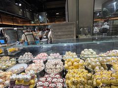 -胖东来生活广场(健康路店)