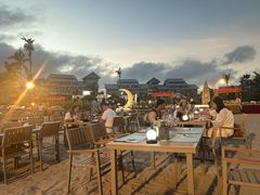 -亚龙湾希尔顿自助餐厅·海鲜·烧烤·沙滩BBQ·现场乐队