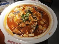 -魏铭鱼头捞饭(晋阳路店)