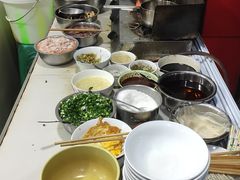 -老字号巴山酸菜米线(巴渝佳梦小区店)