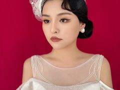 -群丽化妆摄影美甲纹绣培训学校