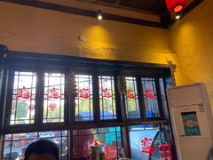 -富正毅三下锅·湘西韵味(天门山索道店)