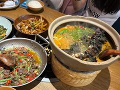 -吃饭皇帝大土家民族菜(正大广场店)