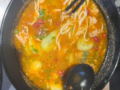 -苗乡米线(建军路店)