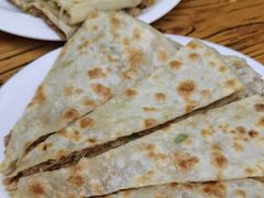 -溢心园香河肉饼总店