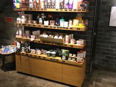 零售区-星巴克(广州动漫星城东区店)