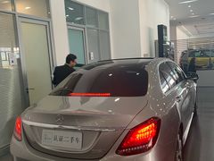 -天津波士信达奔驰4S店(卫津南路店)