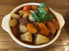 胡萝卜土豆炖牛腩-妈妈的味道(工人体育场东路店)