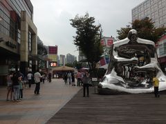 -证大大拇指广场(芳甸路店)