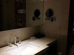 -桔子水晶苏州吴江步行街酒店