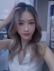 -变画·发型STUDIO