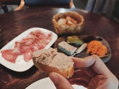 -羽深肉铺 Steak & Wine