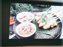 -大头虾越式风味餐厅(光明广场店)