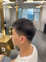 -即型男士理发工作室