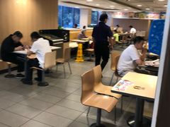 -麦当劳(军博店)