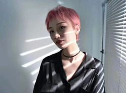 -AYO SALON
