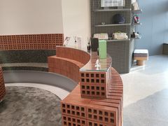 -上海虹桥中心爱琴海亚朵S酒店